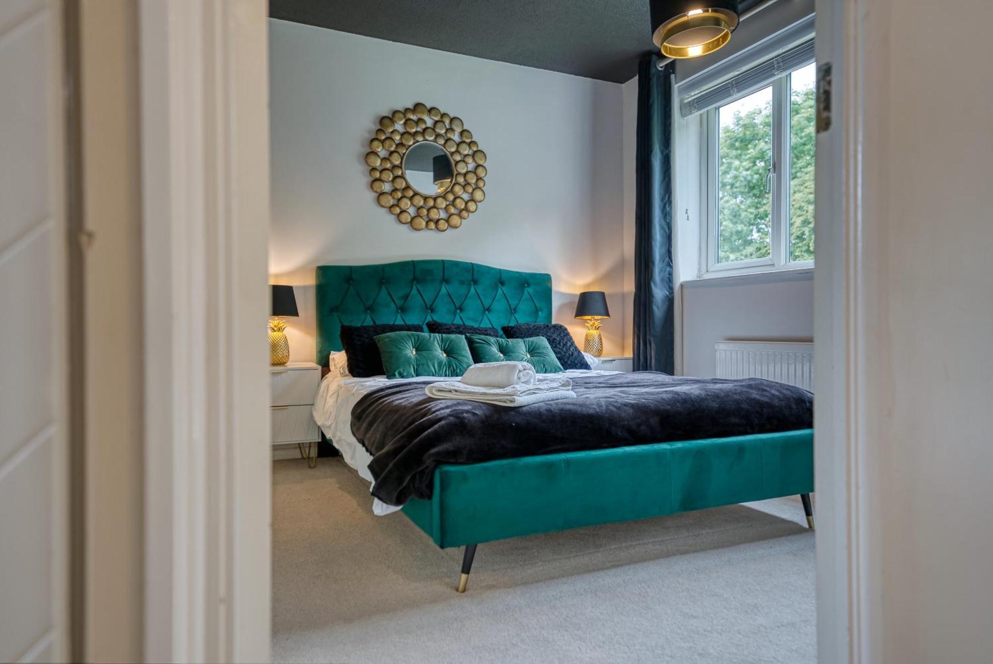 Capri 13 Sa - 3 Bed House, Close To Loughborough University & M1 Motorway, Free Wifi, Big Garden, Ample Parking- Ask For Contractor Rates! Buitenkant foto
